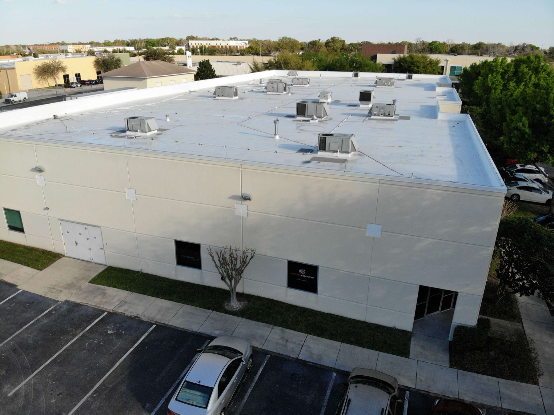 Flat roof replacement completed on an Orlando industrial park building